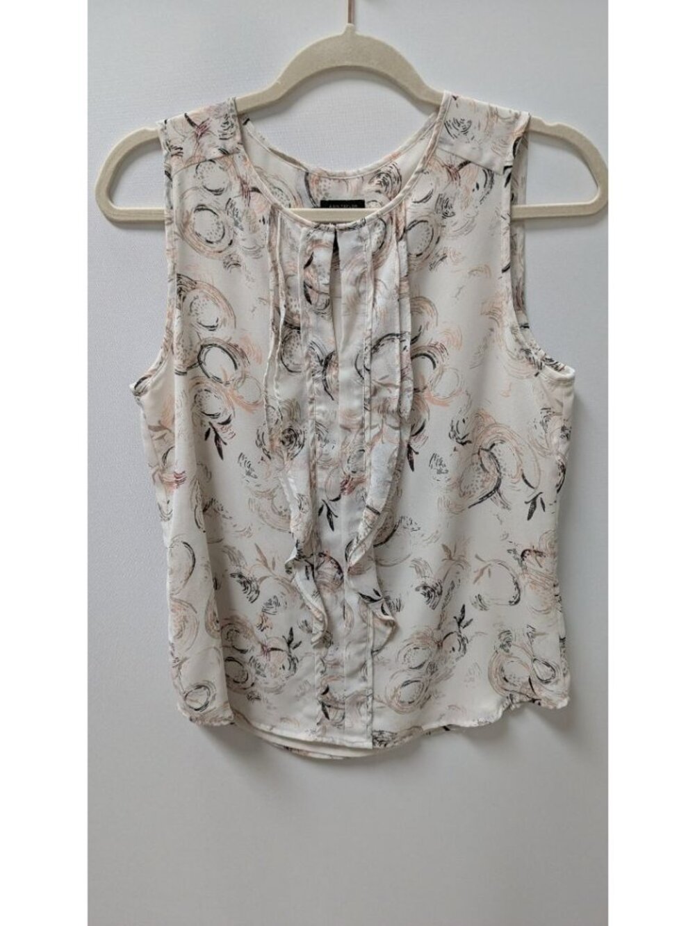 Ann Taylor Factory Ivory/Light Pink Printed Sleeveless Blouse
